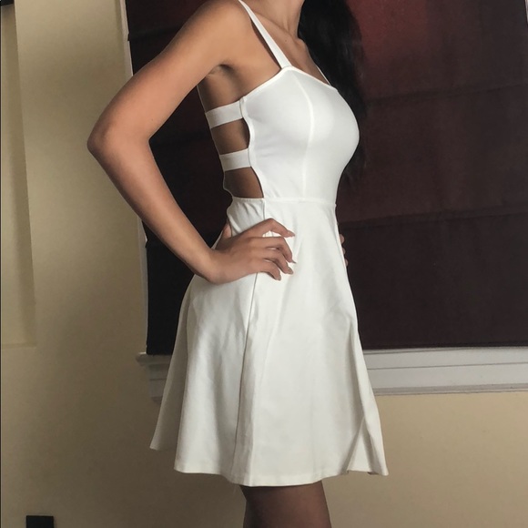 Charlotte Russe summer dress - Picture 3 of 3